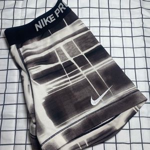 Black and White Pattern NIKE PRO Spandex Shorts